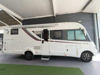 SE VENDE AUTOCARAVANA RAPIDO 866F