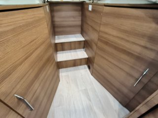 SE VENDE AUTOCARAVANA RAPIDO 866F