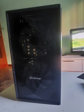 Caja PC micro atx