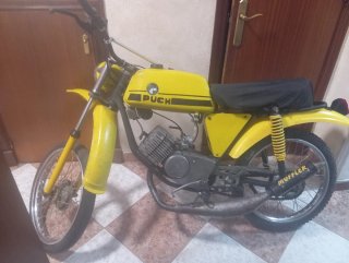 Moto Puch Enduro Amarilla