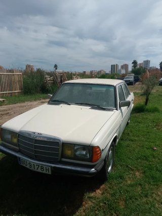 Mercedes-Benz Clase E 1980