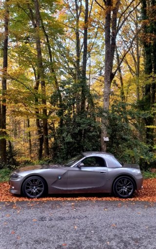 BMW Z4 2.5 MANUAL
