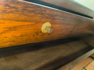 Cómoda Balinesa Madera Maciza y Cristal