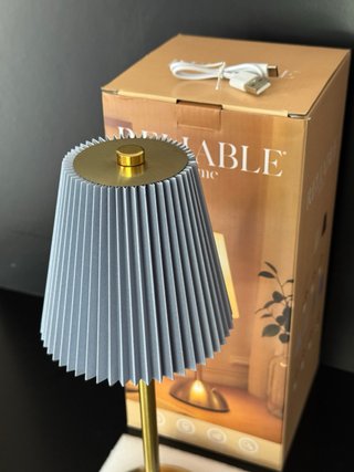 Lampada LED Ricaricabile Reliable Home