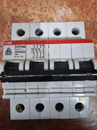 Interruptor Automático Magnetotérmico ABB S 273-NA