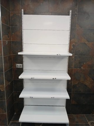 Lote de estanterías metálicas