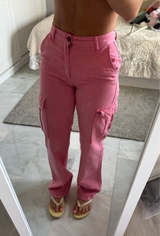 Pantalones cargo rosas