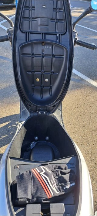 Scooter Moto Gris