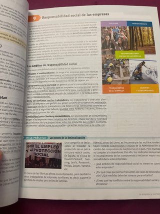 Economía : 2o Bachillerato Savia