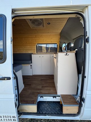 Furgoneta camperizada Mercedes Sprinter