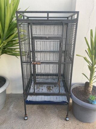 Jaula grande para loros