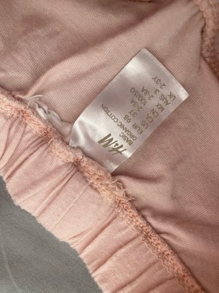Falda H&M rosa volantes
