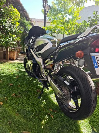 Honda CBR600F 2007 NUEVA 12000KMS
