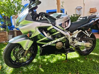 Honda CBR600F 2007 NUEVA 12000KMS