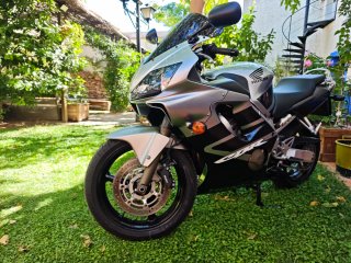 Honda CBR600F 2007 NUEVA 12000KMS