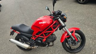 Ducati Monster 695