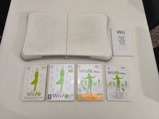 Wii Balance Board + 2 Giochi Wii Fit + Manuali