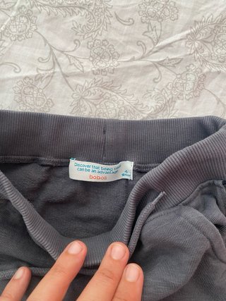 Falda niña gris lentejuelas Boboli
