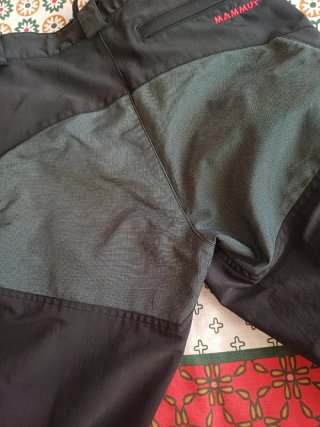 Pantalones de montaña Mammut 3xdry negros