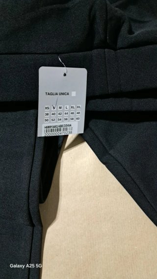 Pantaloni neri donna
