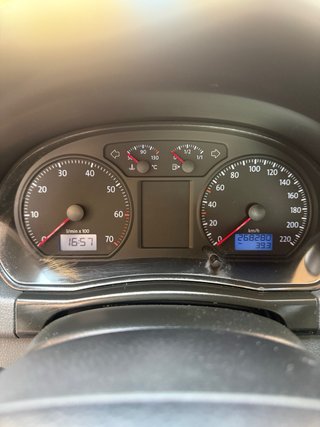 VENDO VOLKSWAGEN POLO AÑO 2006