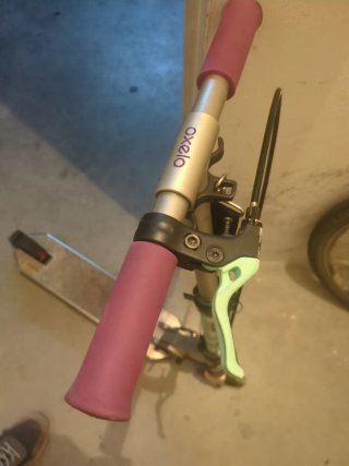 Patinete plegable con freno