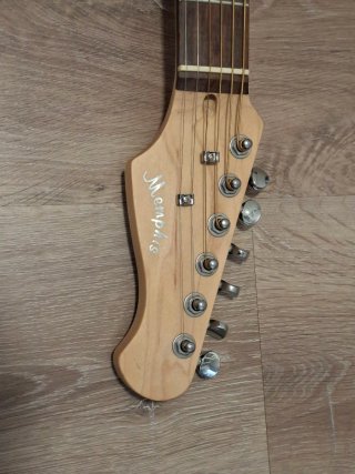 Guitarra Electroacústica Memphis Stratocaster