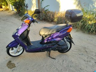 Yamaha Cygnus X 125 morada