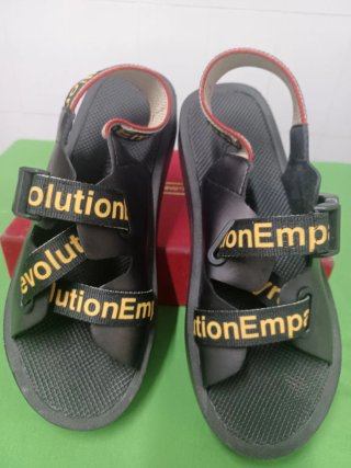 Sandalias veganas Duo negras multicolor