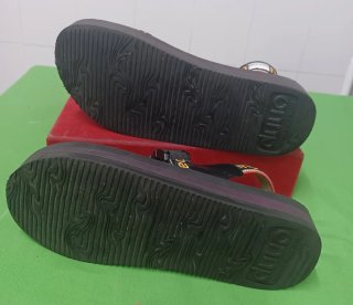 Sandalias veganas Duo negras multicolor