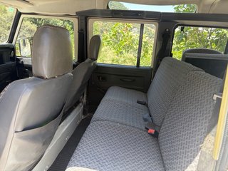Land Rover Defender 2005