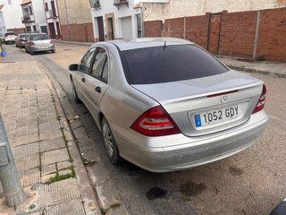 Mercedes-Benz Clase C 2005