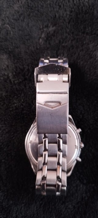 Reloj Lorus Cronógrafo 100m Negro y Plateado