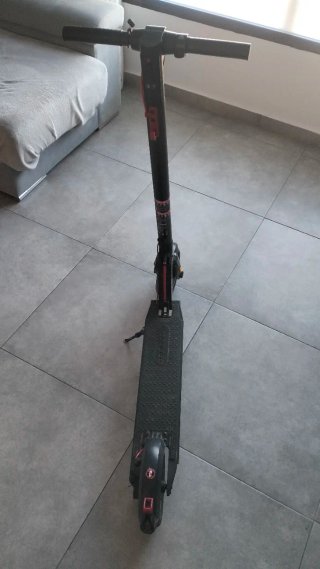 Patín Eléctrico Negro