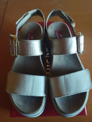 Sandalias Fluchos Mujer Talla 38 Doradas y Blancas