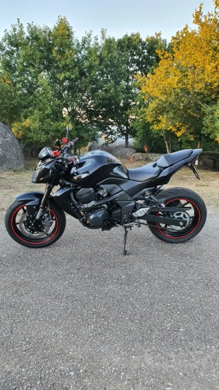 Kawasaki Z750 versión 2011