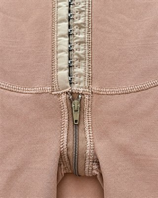 Faja Colombiana Postoperatoria Beige