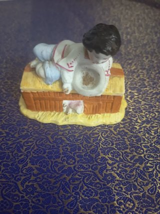 Porcelana niño con gansos