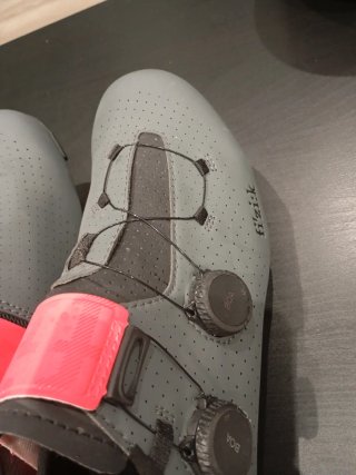 Zapatillas Fizik Vento Carbon 2. 45. 29cm