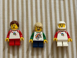 Set de 3 figuras de Lego, temática espacial