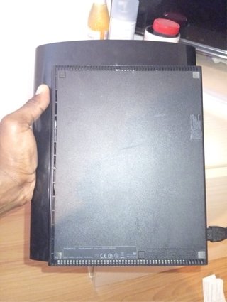 PS3 Super Slim 500GB + 30 juegos + mando