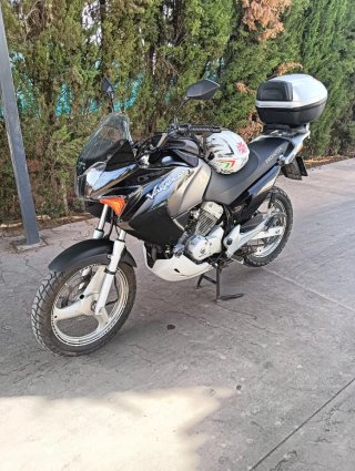 Honda Varadero 125cc Aventura