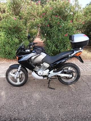 Honda Varadero 125cc Aventura