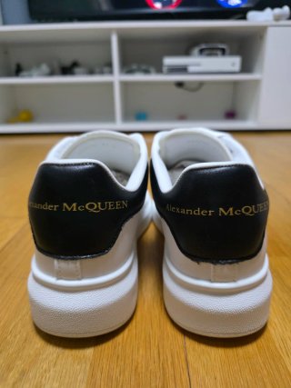Alexander McQueen Zapatillas Blancas y Negras