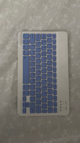 Teclado Bluetooth Imantado para Tablet