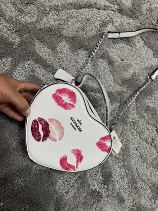 Bolso Corazón Coach Labios Rosa Blanco