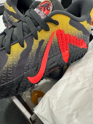 Nike JA3 ZoomX Preto Vermelho Amarelo