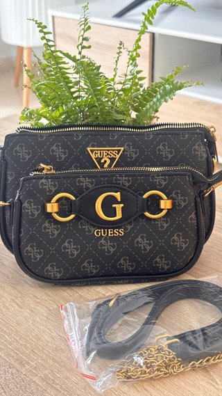 Bolso Negro y Dorado