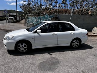 Mitsubishi Lancer 2004