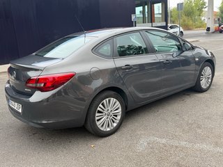 Opel Astra 2016